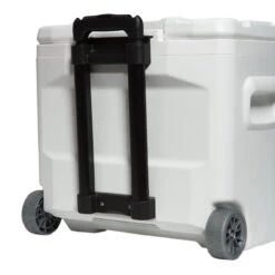 Igloo Marine Ultra Quantum 28 Quart Roller Cooler -Fishing Equipment Store igloo 00045929 marine ultra quantum 28 quart roller cooler 83324.1650936287