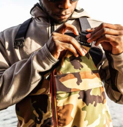 Simms CX Bib - Woodland Camo - 2X-Large 10 Simms CX Bib - Woodland Camo - 2X-Large -Fishing Equipment Store simms cx bib woodland camo 2xl 90104.1651410022