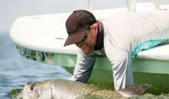 YETI Black On Black Patch Trucker Hat -Fishing Equipment Store yeti black on black patch trucker hat 27199.1651346645